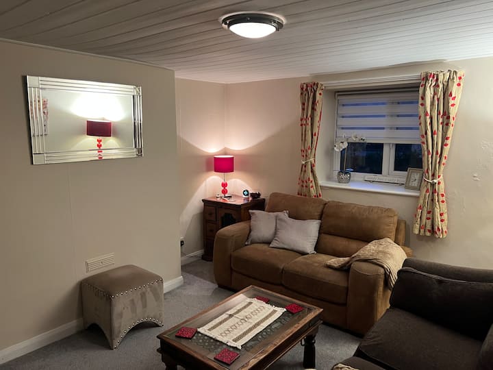 Cottage, Near The Harbour And Beach 3 Bedrooms - Île de Man