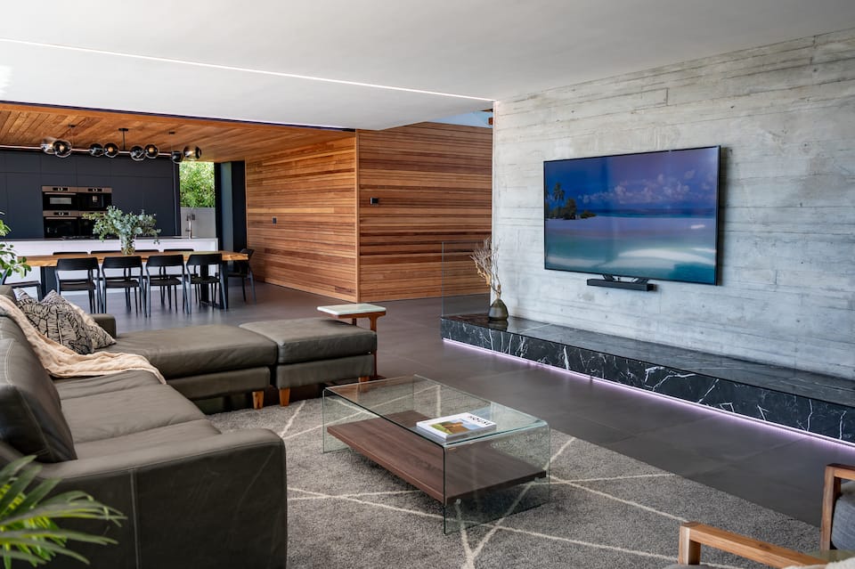 Lagoon Sunsets, a modern villa in Langebaan, Langebaan, Western Cape, South Africa, photo 5 of 10