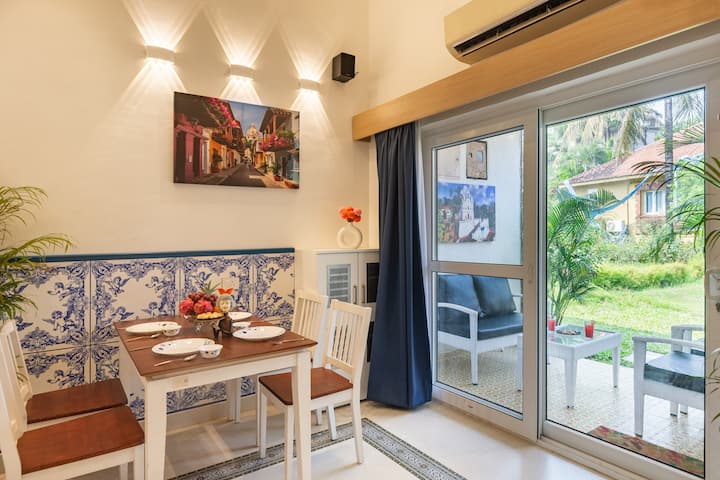 Dining area image 2