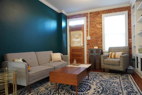 Top performing Airbnb: Charming House in Historical Downtown Frederick in Washington Dc Suburbs