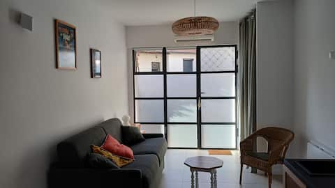Propriété Airbnb réussie: Studio in a townhouse à Montpellier