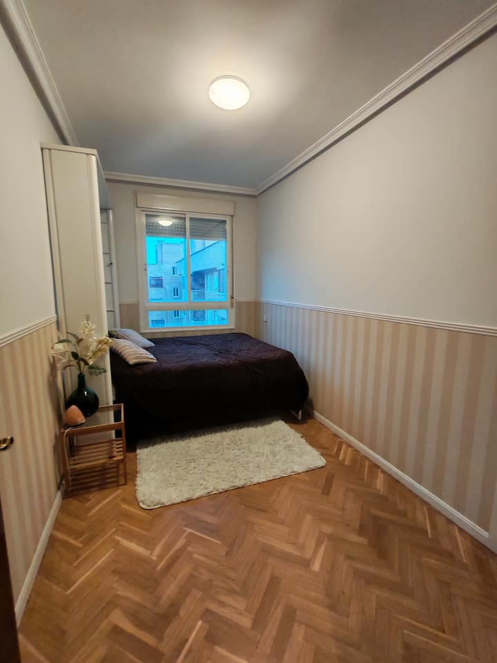 Habitación Privada, Cerca Del Wanda Metropolitano - Madrid