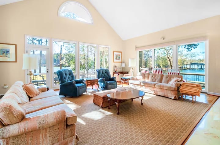 Sprawling Lakefront Home, Dock, Beach, Kayaks, Sup - Lake Wylie, SC