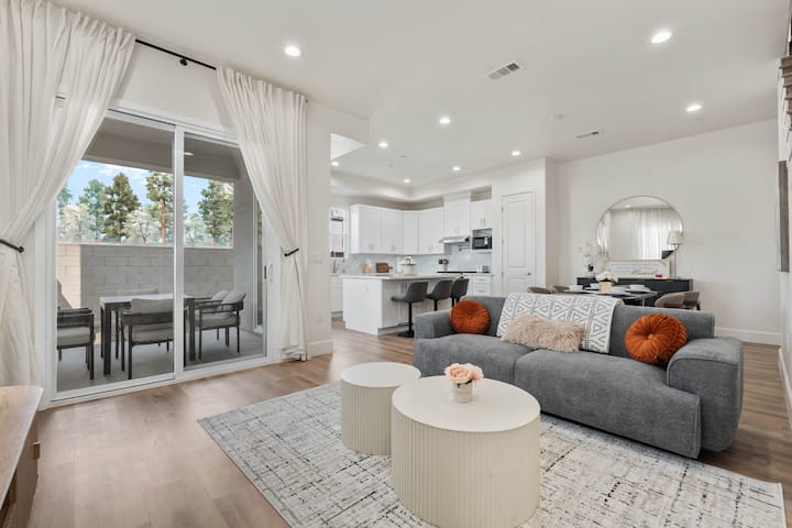 1oc New Build 3br • Private & Luxe |Disneyland Sna - Santa Ana, CA