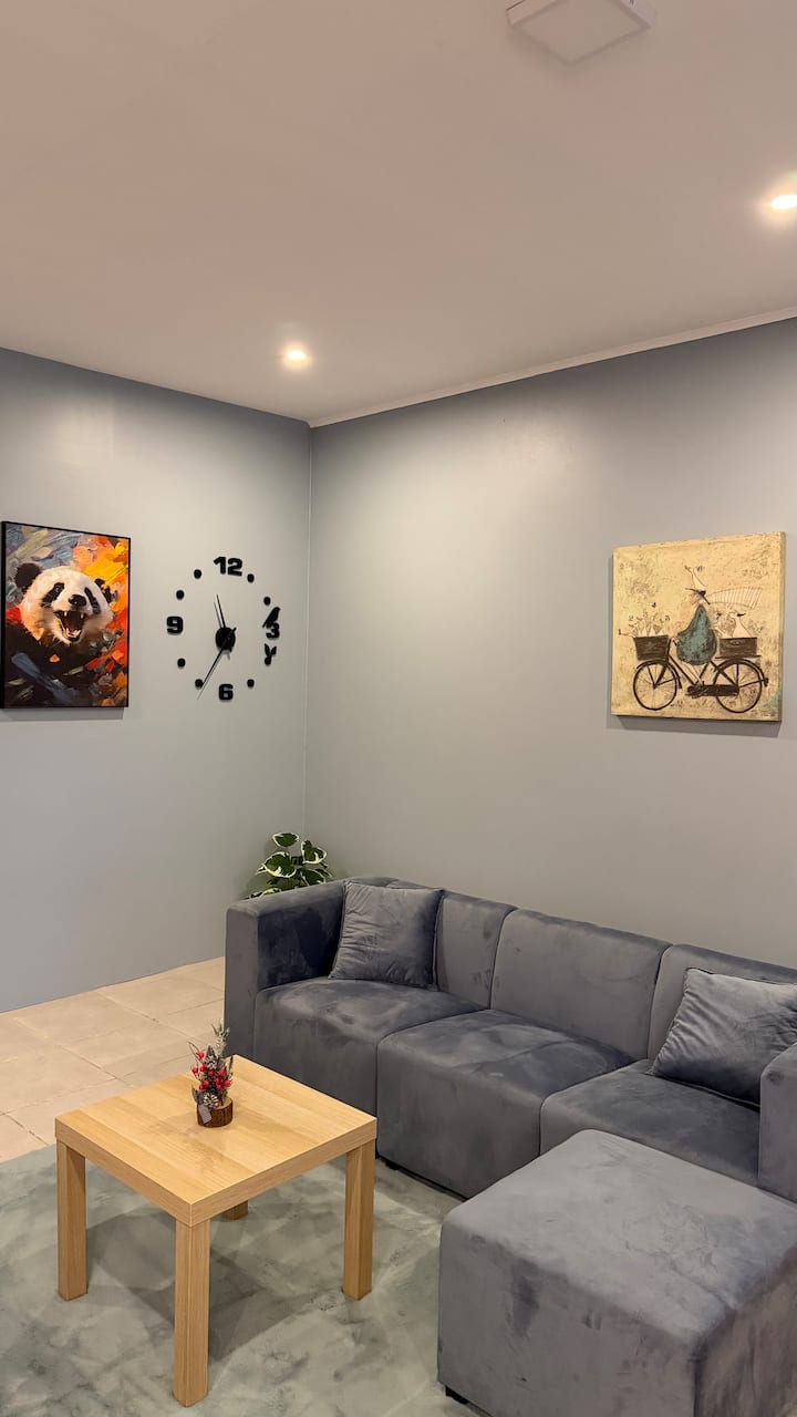 Spacious 2br App. Modern & Airy Blue Vibes - Suriname