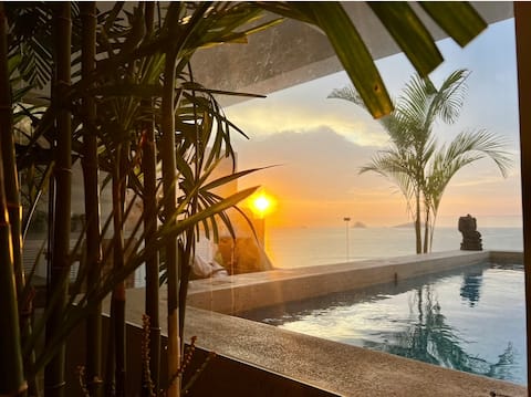 Premium oceanfront apartment