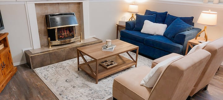 Be Our Guest! 
Central 2 Bdrm Basement Suite - Penticton