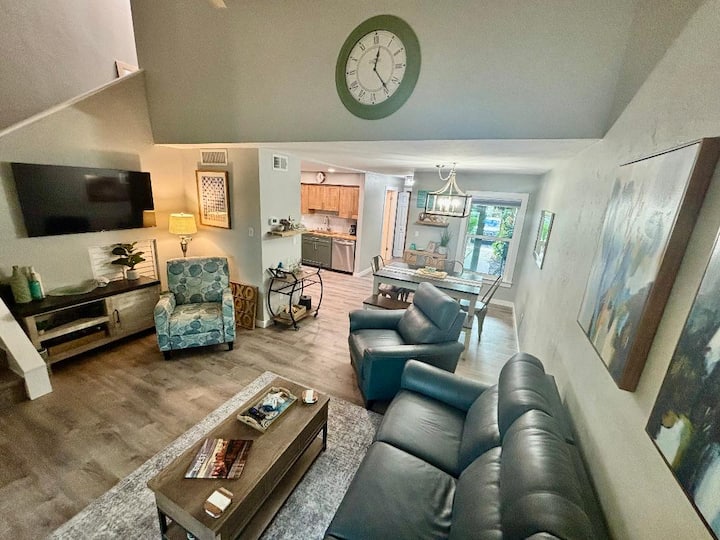 Cute Townhouse-steps From The Beach - Vilano Beach