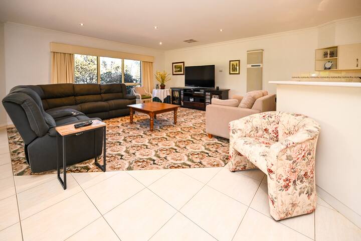 Tatura Resort
Open Plan Home
Designed For Access - Tatura