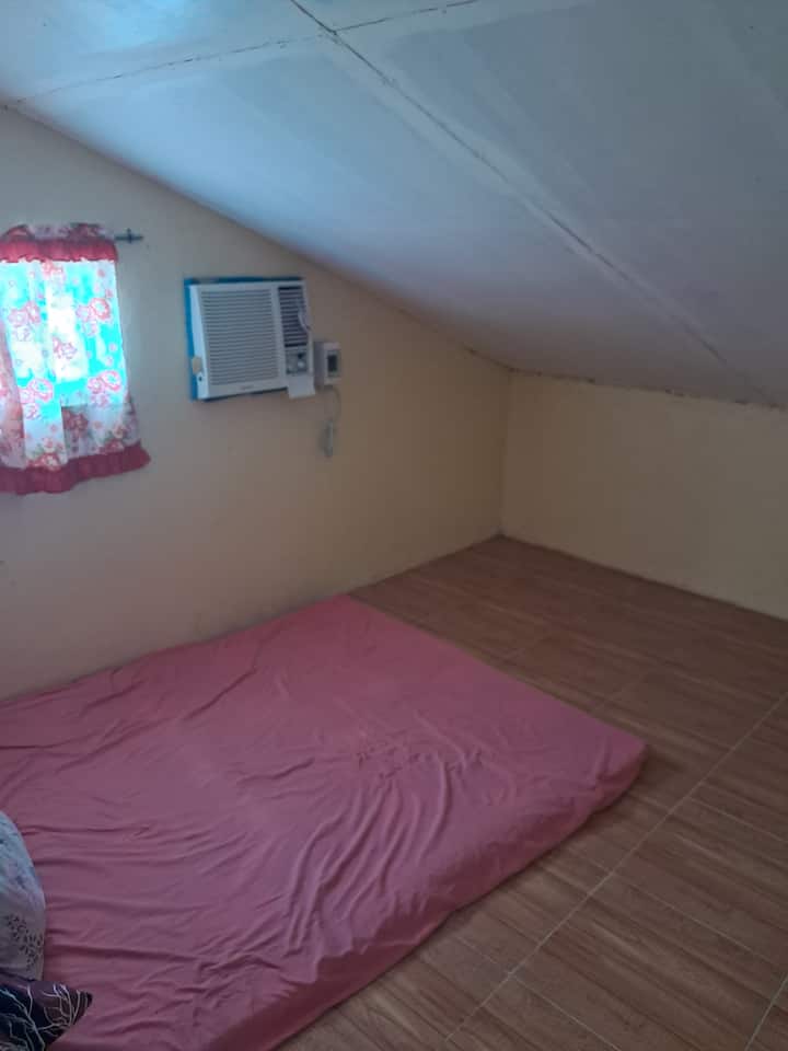 4 to 5 person per room