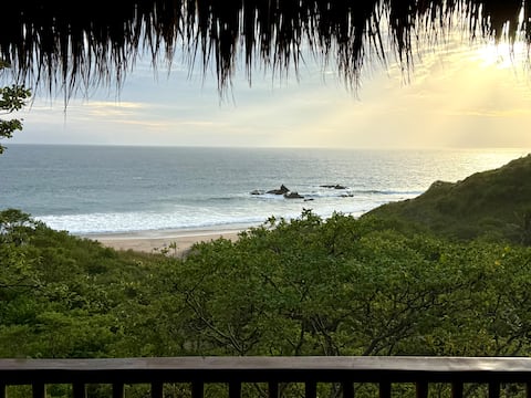 El Nido, Aragon Beach