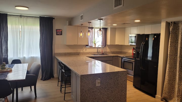Cozy, Centrally Located Home Near Hospital - Yuma, AZ