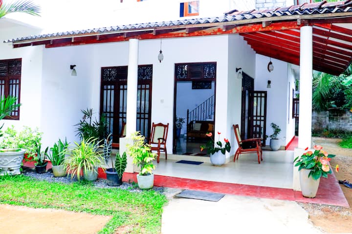 Our Coastal Home  Ac Entire Villa Near The Beach - Sri Lanka