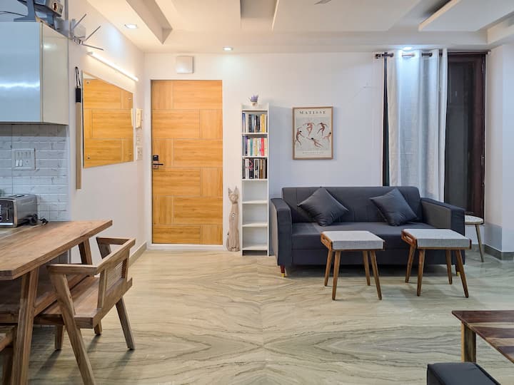 302 Two Bedroom With Kitchen & Movie - Delhi, Hindistan
