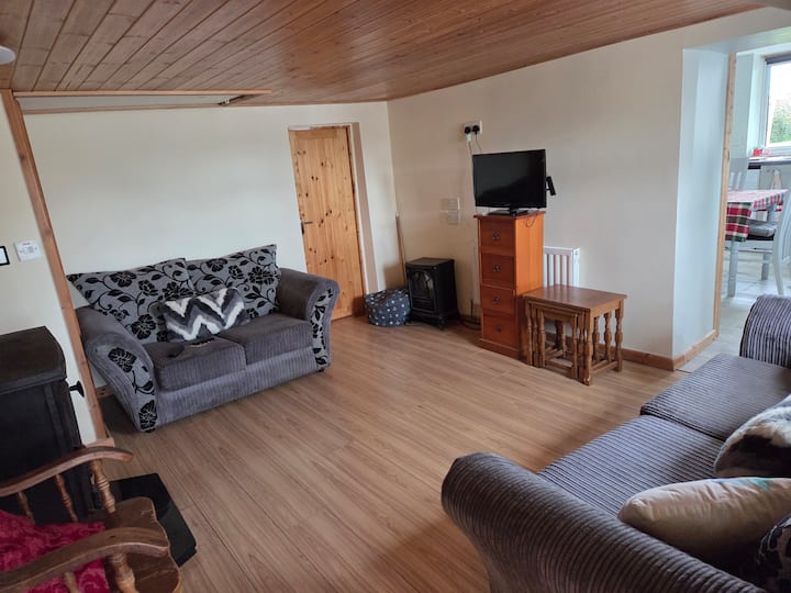 Full Cottage Next To Hook Lighthouse In Wexford - 워터포드