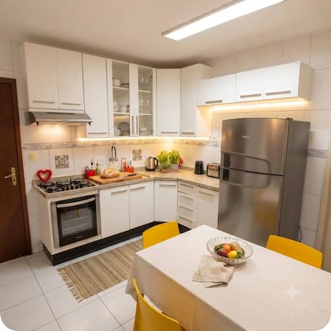 Successful Airbnb property: Luxury Flat Spacious and pleasant. in Volta Redonda