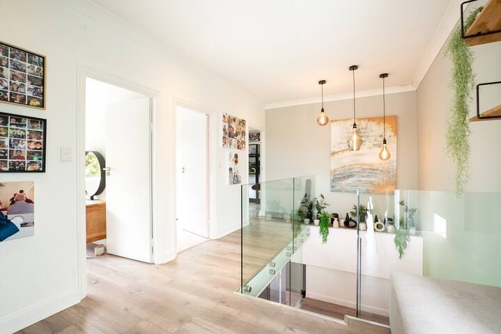 Luxury Villa With Great Mountain Views and Pool gallery image 4