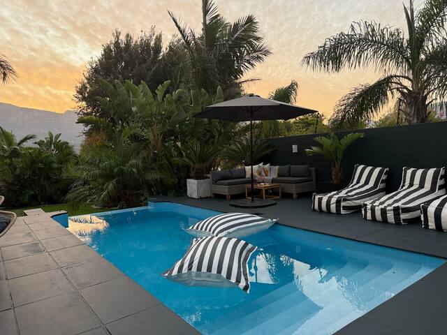 Luxury Villa With Great Mountain Views and Pool gallery image 5