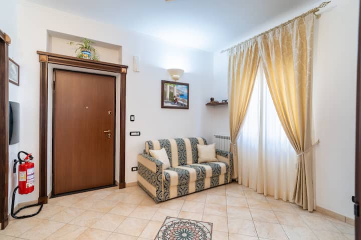 Casa Astrea : Vue Panoramique, Calme & Parking - Amalfi