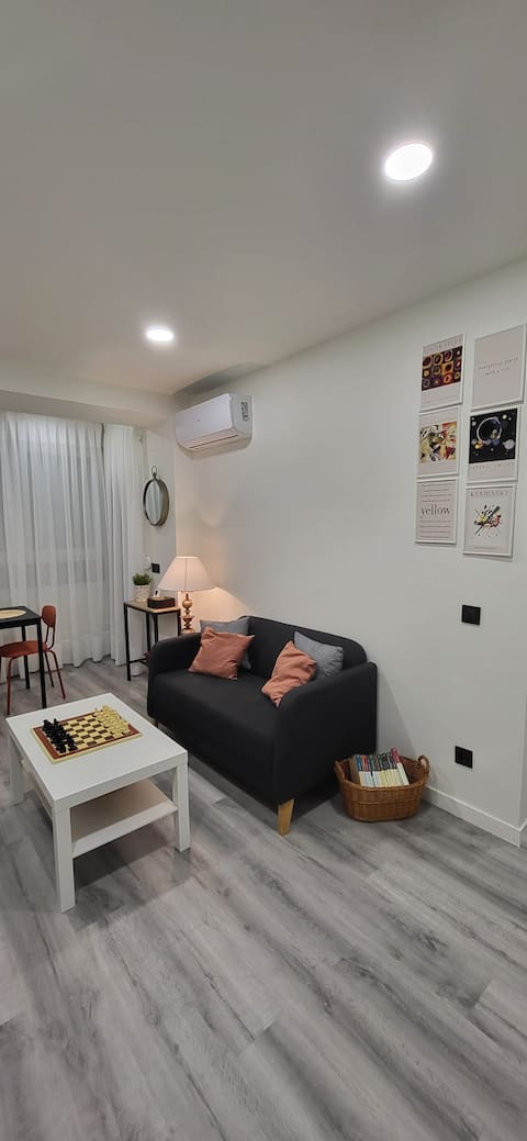 Propiedad de Airbnb exitosa: Beautiful new apartment in Aviación en Latina