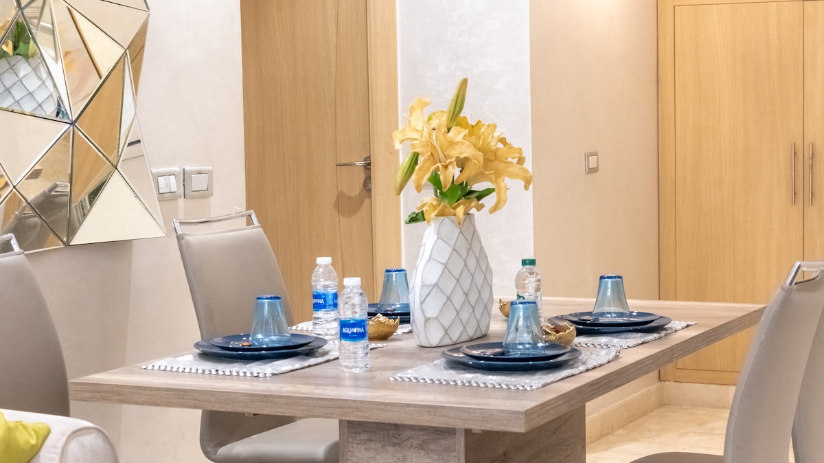 Rental unit in Casablanca  2 bedrooms  3 beds  25 baths - image 4