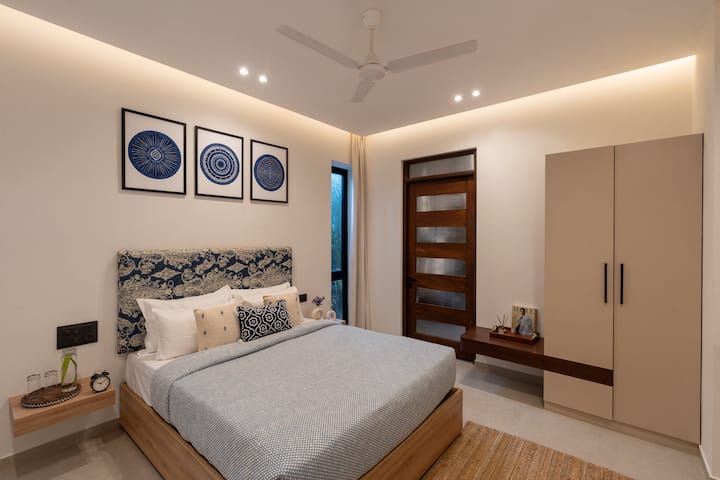 Bedroom 2 image 2