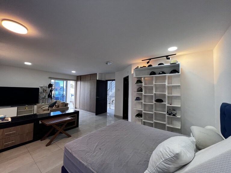 საძინებელი 3