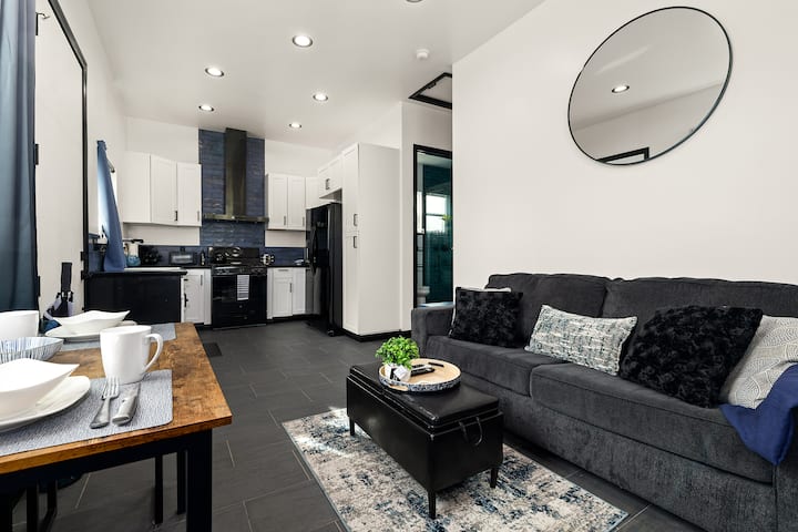 Stylish 1br/1ba With W/d - 10 Min To Beach & Sofi! - レドンド・ビーチ, CA