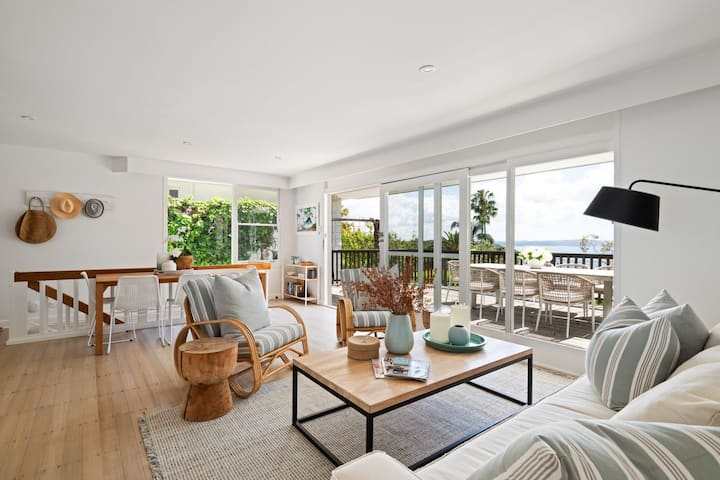 Coastal Crest By Palm Beach Holiday Rentals - Sydney