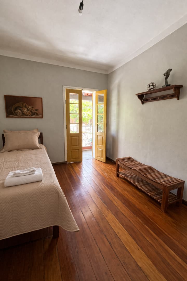 Dhomë gjumi 2