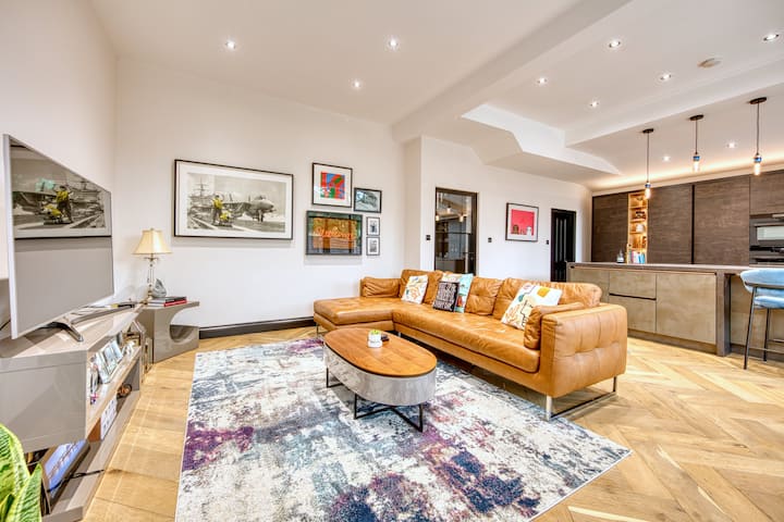 Luxury London Home | 25 Mins To City | Parking - Centro de Londres