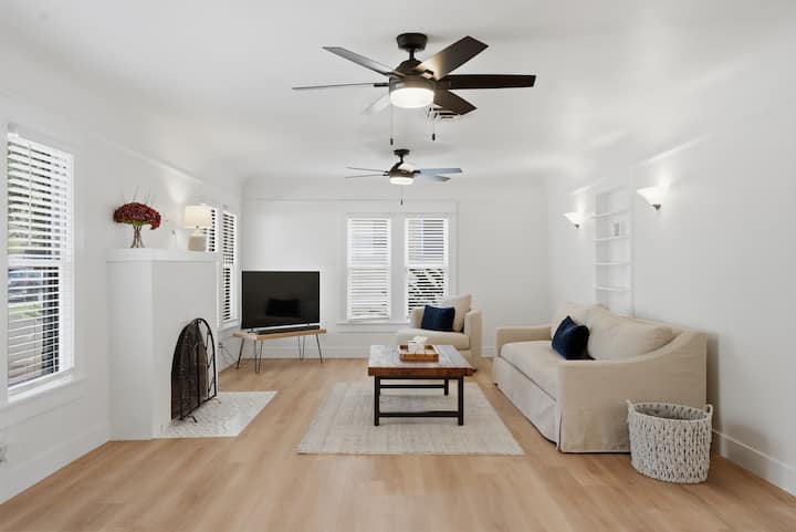 Perfect Space To Rest And Recharge - Bakersfield, CA
