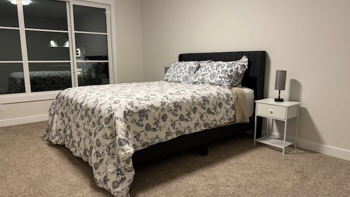 საძინებელი 1