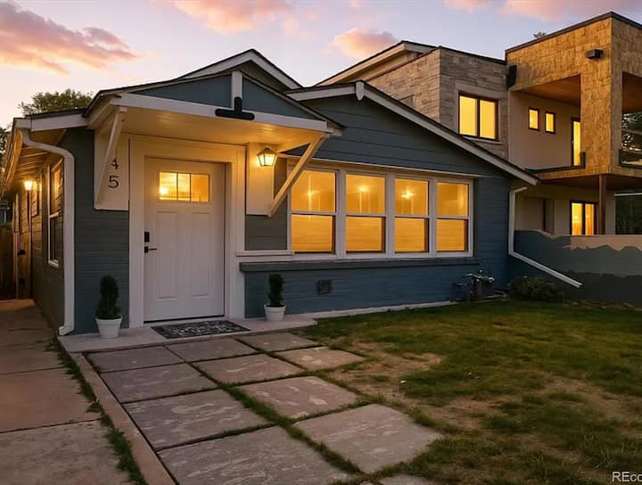 Cozy Downtown Home In Santa Fe Art District - Denver, CO