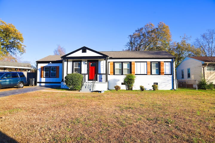 The Modern Magnolia Ranch - Greenville, SC