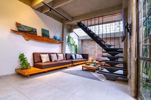 Successful Airbnb property: Modern apartment in a gated community in an excellent location in Suba