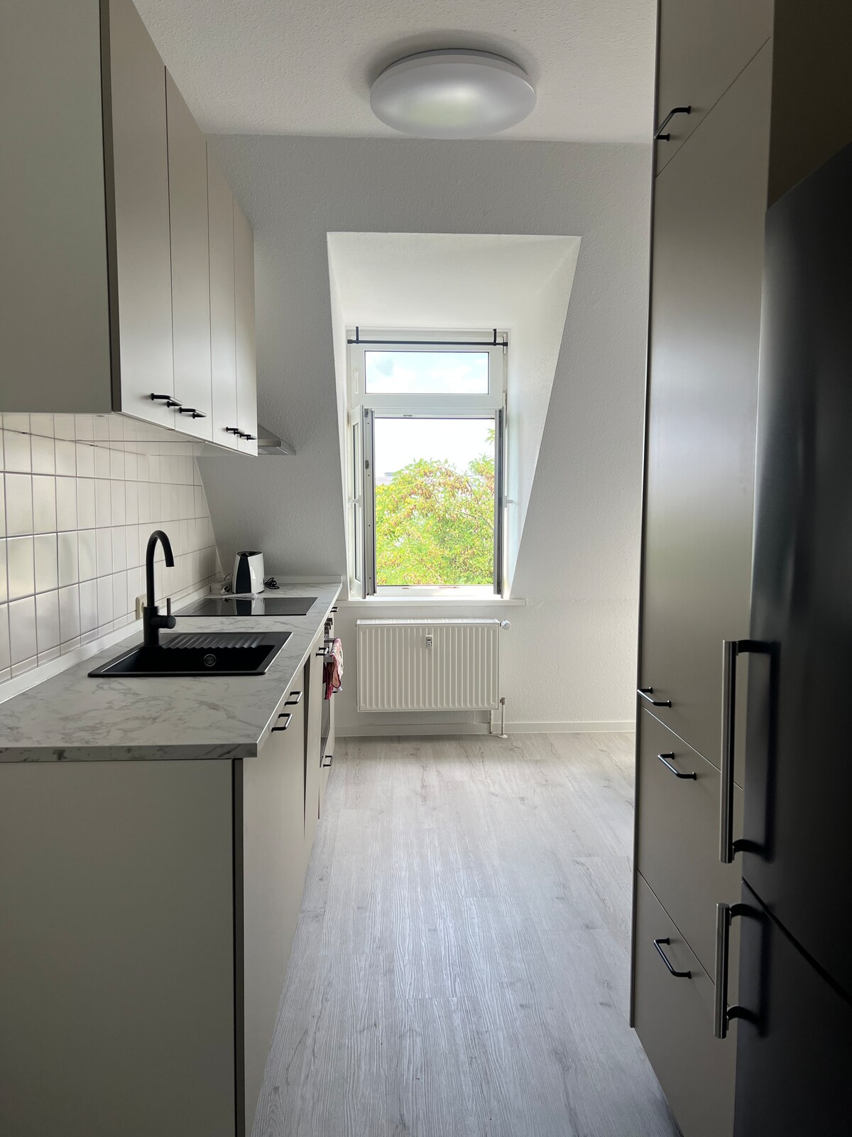Top performing Airbnb: Leipzig Center: bright modern 3-room apartment in Zentrum Ost