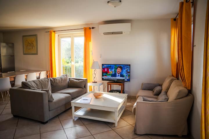 Villa Tout Confort Dans Domaine Haut Standing - Vidauban
