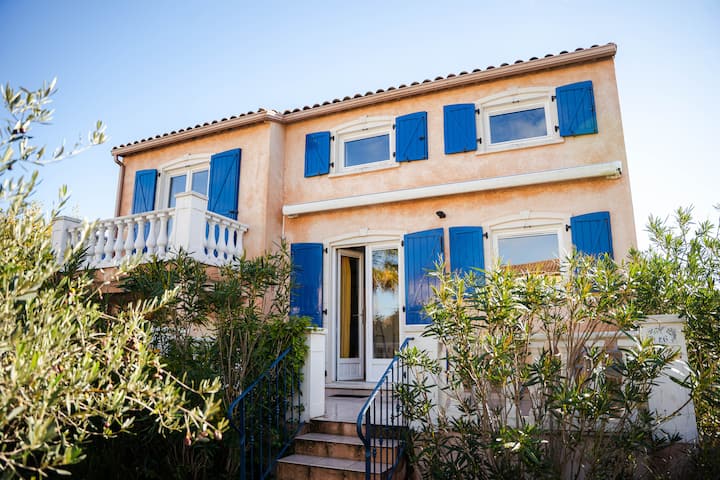Villa Tout Confort Dans Domaine Haut Standing - Vidauban