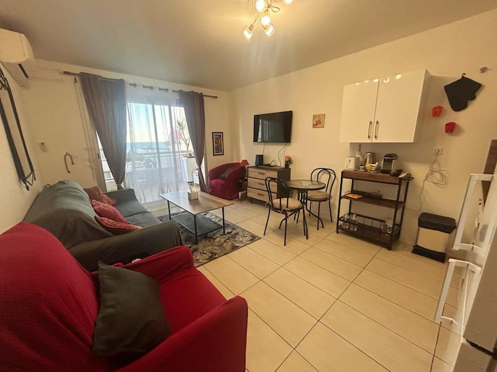 Charmant Appartement Avec Balcon Ensoleillé - Nice