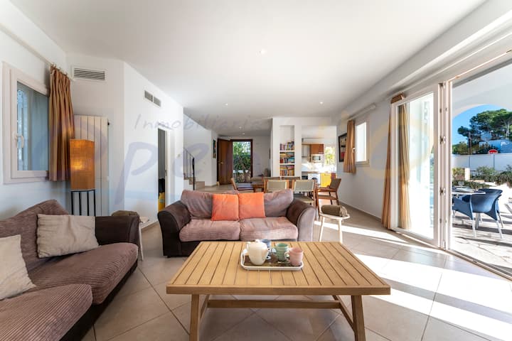 Villa Moderna De Estilo Ibicenco Y Piscina Privada - Cala Figuera
