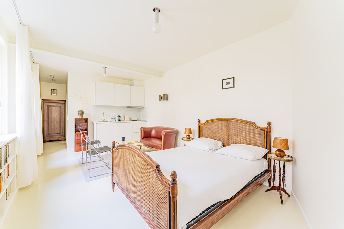 Sitemapcdatahttpwwwinfbizidairbnb Paris Montmartre