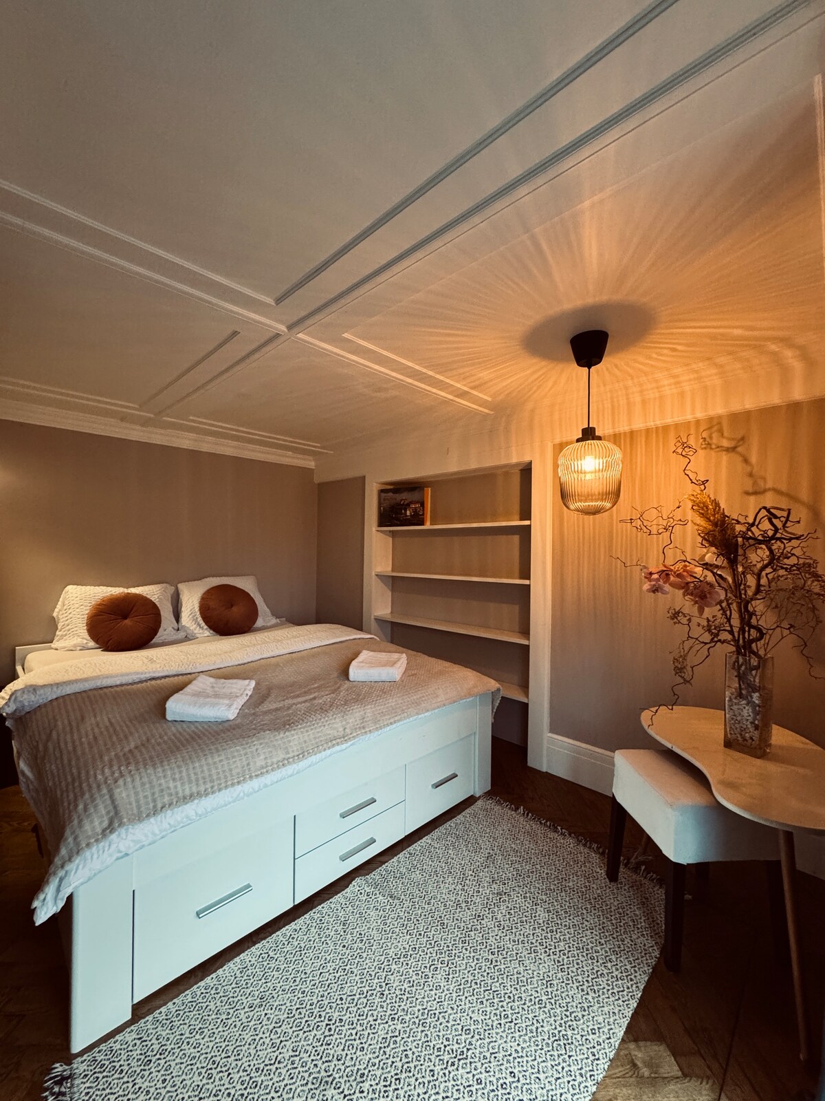 غرفة النوم 1