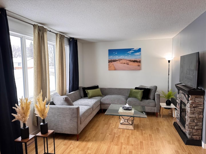 The Cozy Manitoba Nest - 10 Min To Airport - Winnipeg