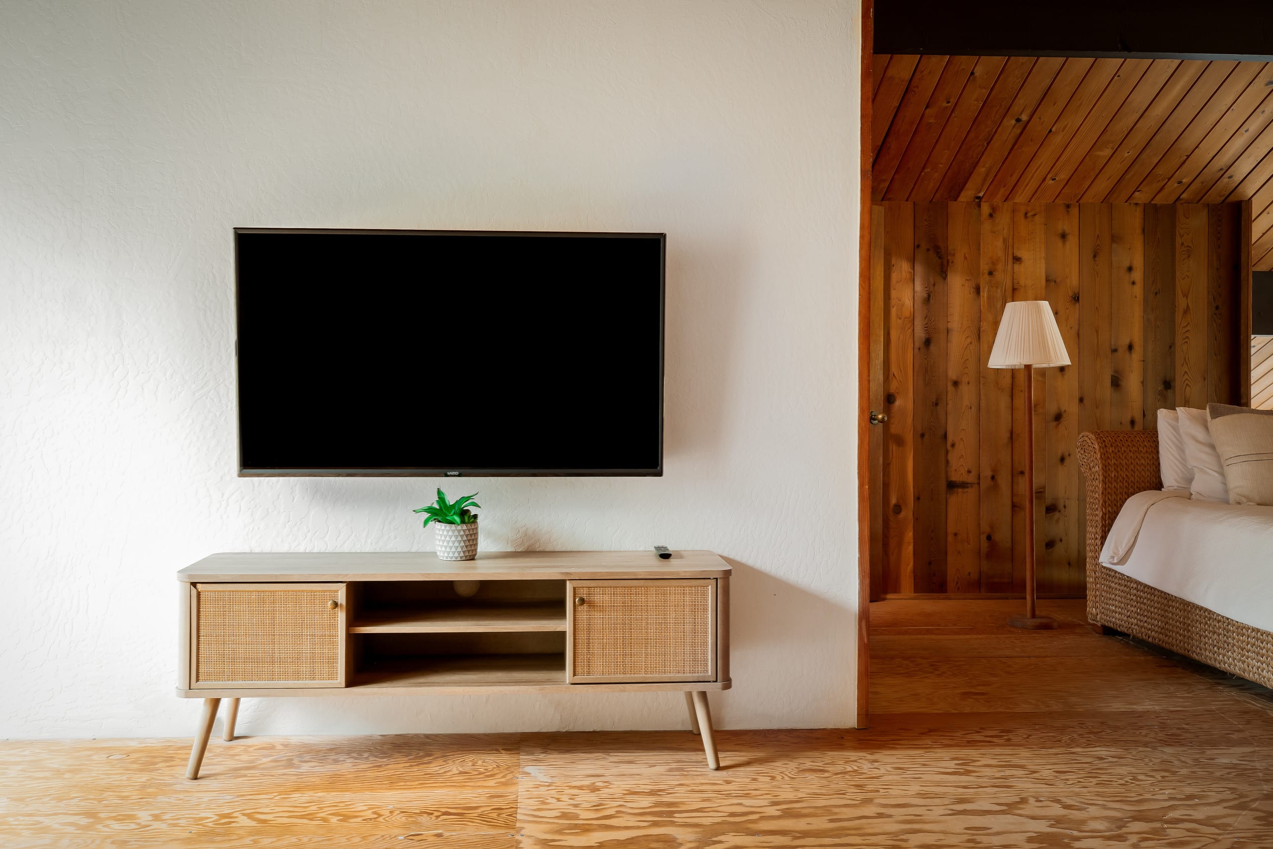 Cabin in Volcano · ★4.89 · 3 bedrooms · 4 beds · 3 private baths - Image 6