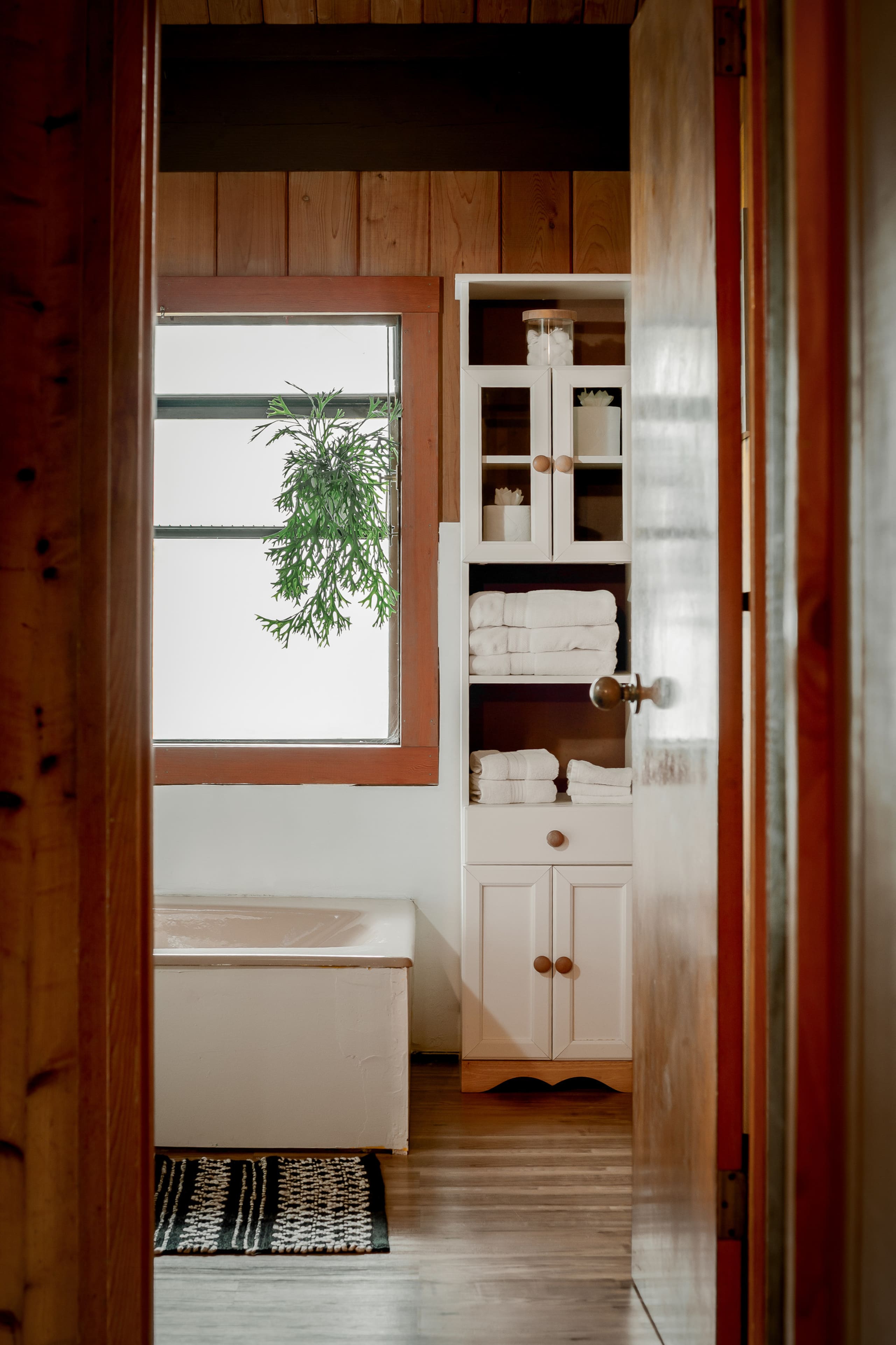 Cabin in Volcano · ★4.89 · 3 bedrooms · 4 beds · 3 private baths - Image 15