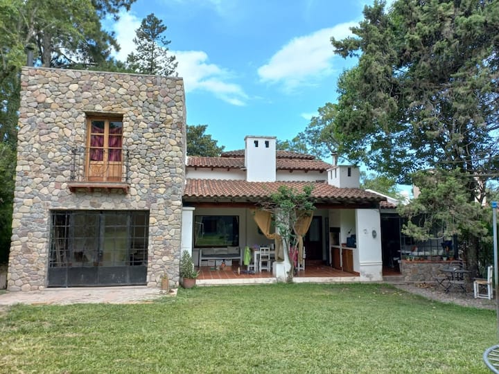 Casa Para 6 Personas En San Lorenzo, Salta - Salta
