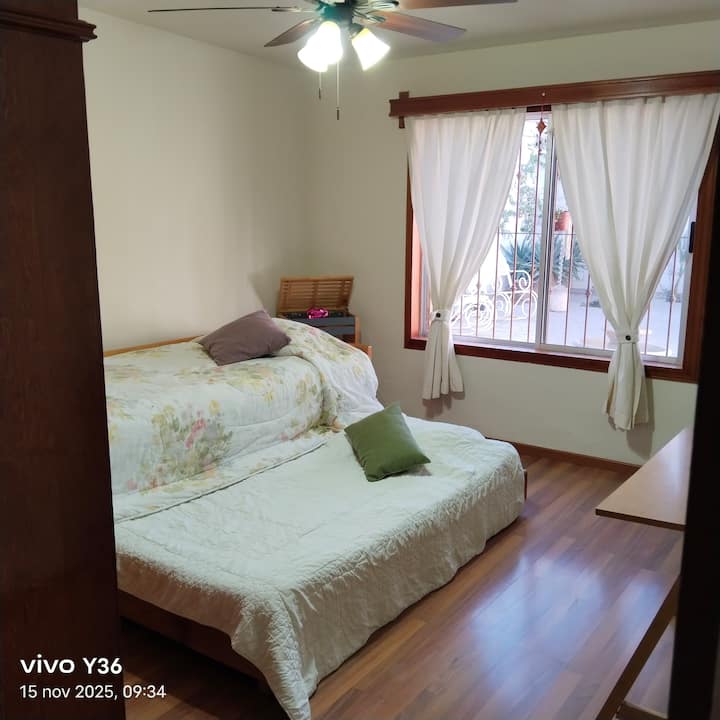 საძინებელი 1