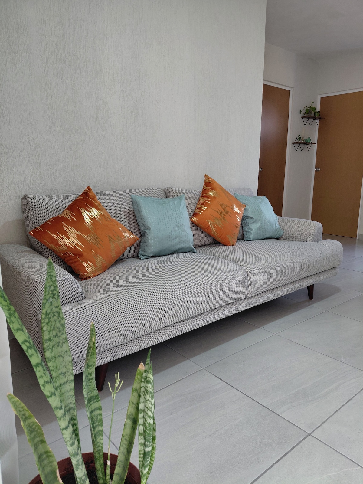Top performing Airbnb: Brand new apartment in Periferico Sur in Tlaquepaque