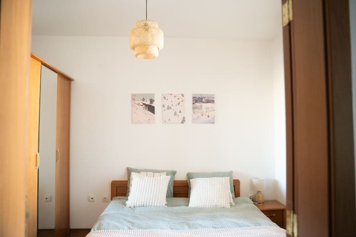 საძინებელი 1